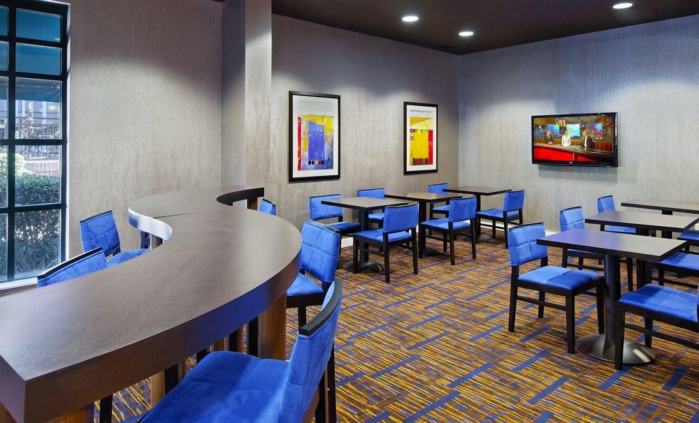 Courtyard By Marriott Chattanooga Downtown Exterior foto