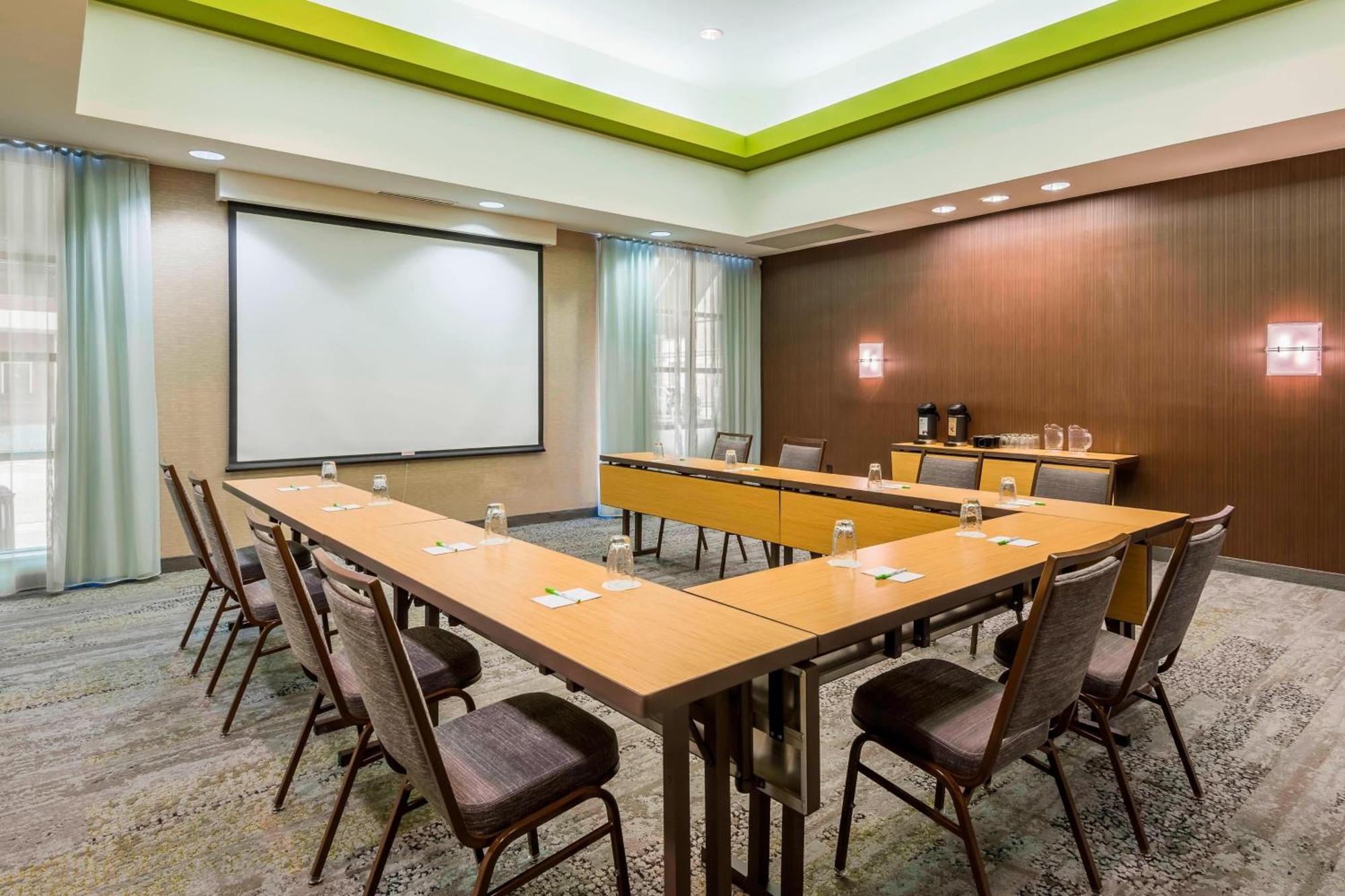Courtyard By Marriott Chattanooga Downtown Exterior foto